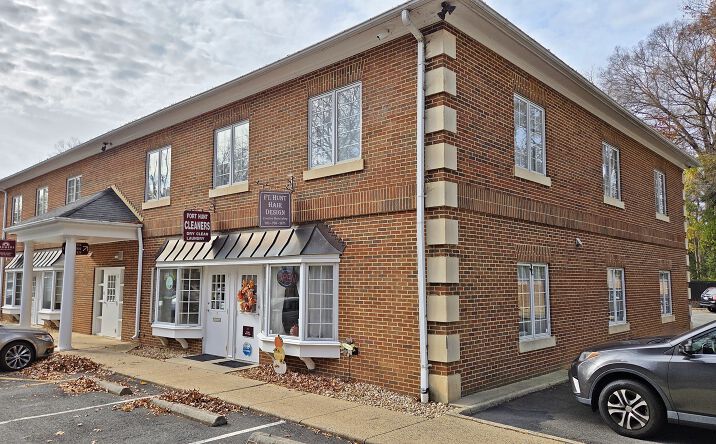 Pictures of Retail property located at 1900 Elkin St, Alexandria, VA 22308 for lease - image #1