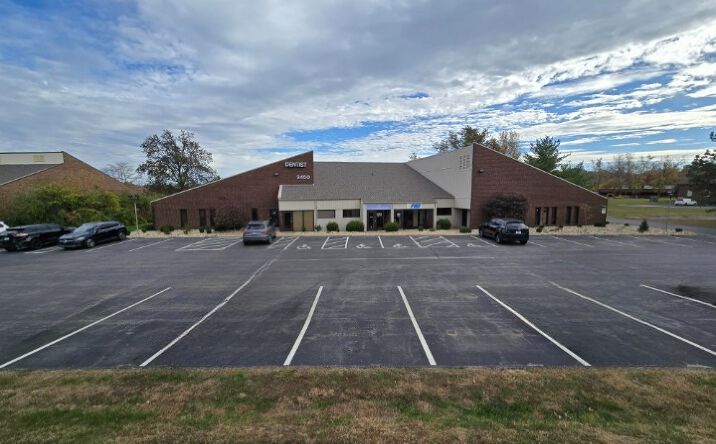 Pictures of Office property located at 3450 Bridgeland Dr, Bridgeton, MO 63044 for lease - image #1