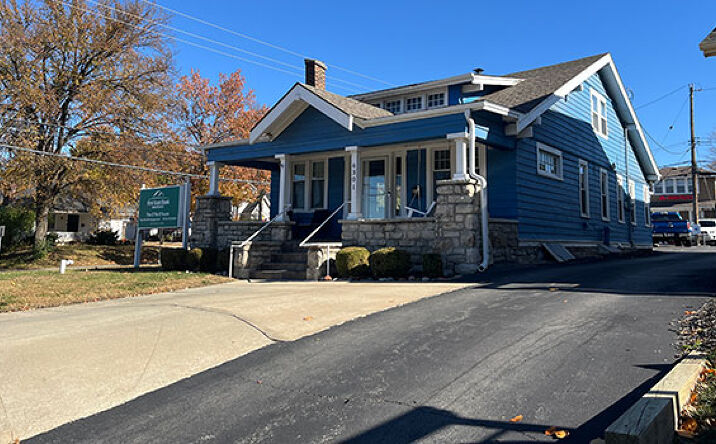 Pictures of Office property located at 6301 Main St, Kansas City, MO 64113 for lease - image #1