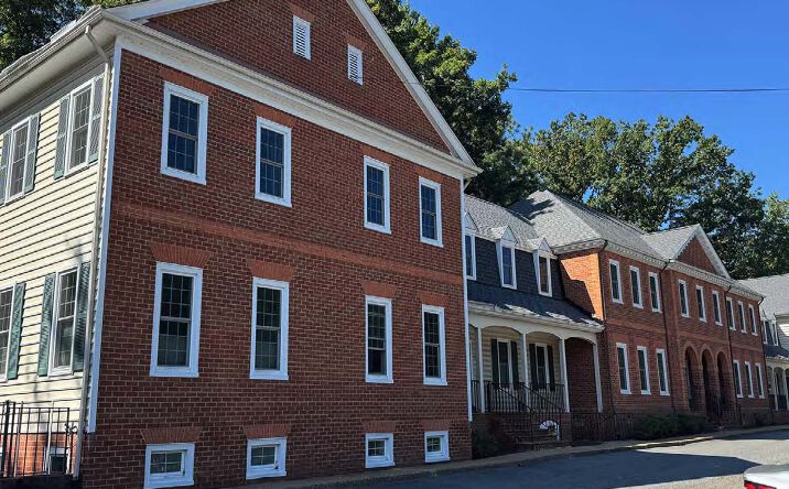 Pictures of Office property located at 8401 Patterson Ave, Richmond, VA 23229 for lease - image #1