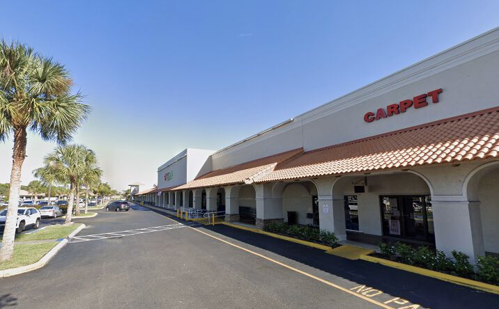 Pictures of Retail property located at Sandalfoot Plaza Dr, Sandalfoot Cove, FL 33428 for lease - image #1