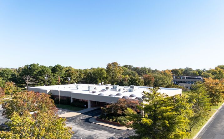 Pictures of Office property located at 141 Hillcrest Dr, Clarksville, TN 37043 for lease - image #1