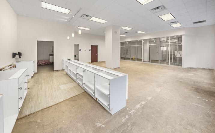 Pictures of Retail property located at 316 2nd St SE, Cedar Rapids, IA 52401 for lease - image #1