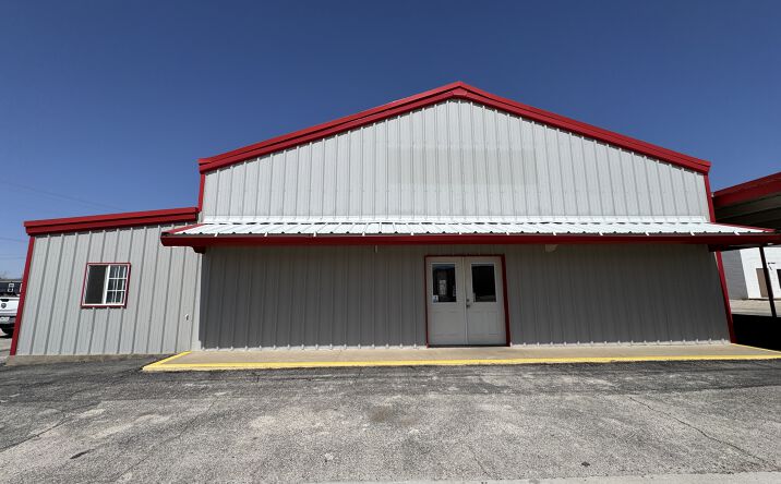 Pictures of Industrial property located at 223 N Pine St, Kermit, TX 79745 for lease - image #1