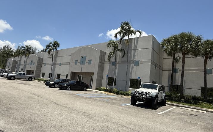Pictures of Industrial property located at 1907 SW 43rd Terrace, Deerfield Beach, FL 33442 for lease - image #1