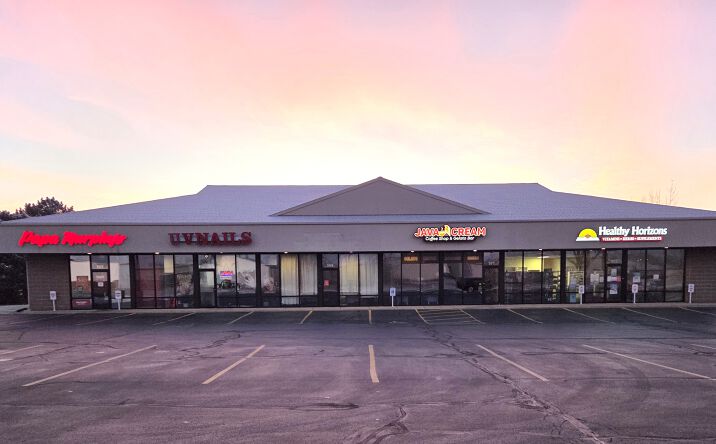 Pictures of Retail property located at 571 Swan Rd, De Pere, WI 54115 for lease - image #1