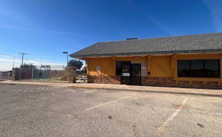Pictures of Retail, Restaurant, Office property located at 5027 W Hwy 80 E, Odessa, TX 79761 for lease - image #1
