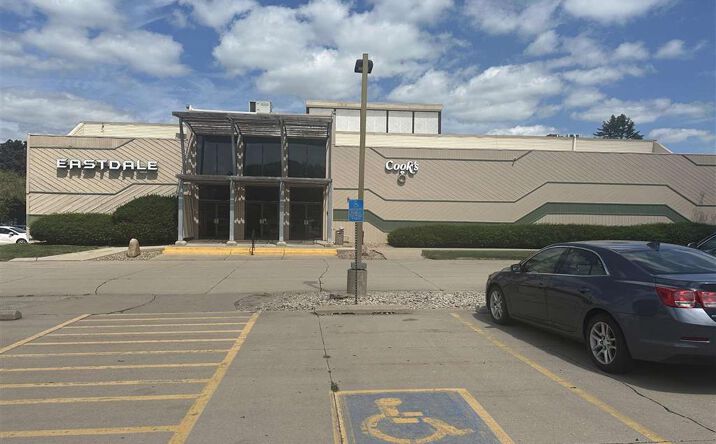 Pictures of Office property located at 1700 S 1st Ave, Iowa City, IA 52240 for lease - image #1
