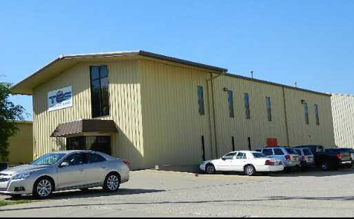 Pictures of Office property located at 6943 E 12th St, Tulsa, OK 74112 for lease - image #1