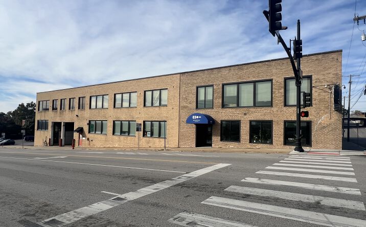 Pictures of Industrial, Retail property located at 1702 Broadway Blvd, Kansas City, MO 64108 for lease - image #1