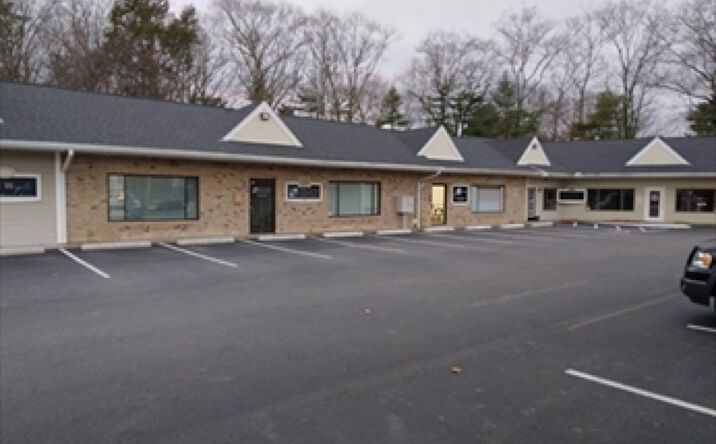 Pictures of Retail, Industrial property located at 139 Main St, Sturbridge, MA 01566 for lease - image #1
