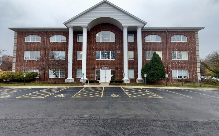 Pictures of Office property located at 20646 Abbeywood Court 303, Frankfort, IL 60423 for lease - image #1