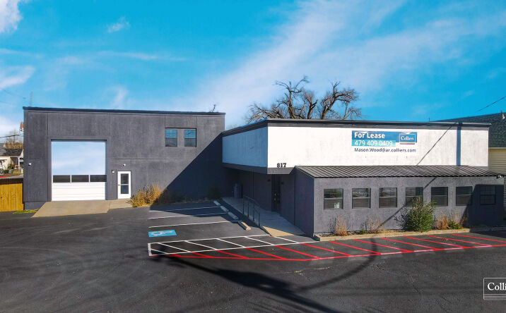 Pictures of Retail, Office property located at 817 W Walnut St, Rogers, AR 72756 for lease - image #1
