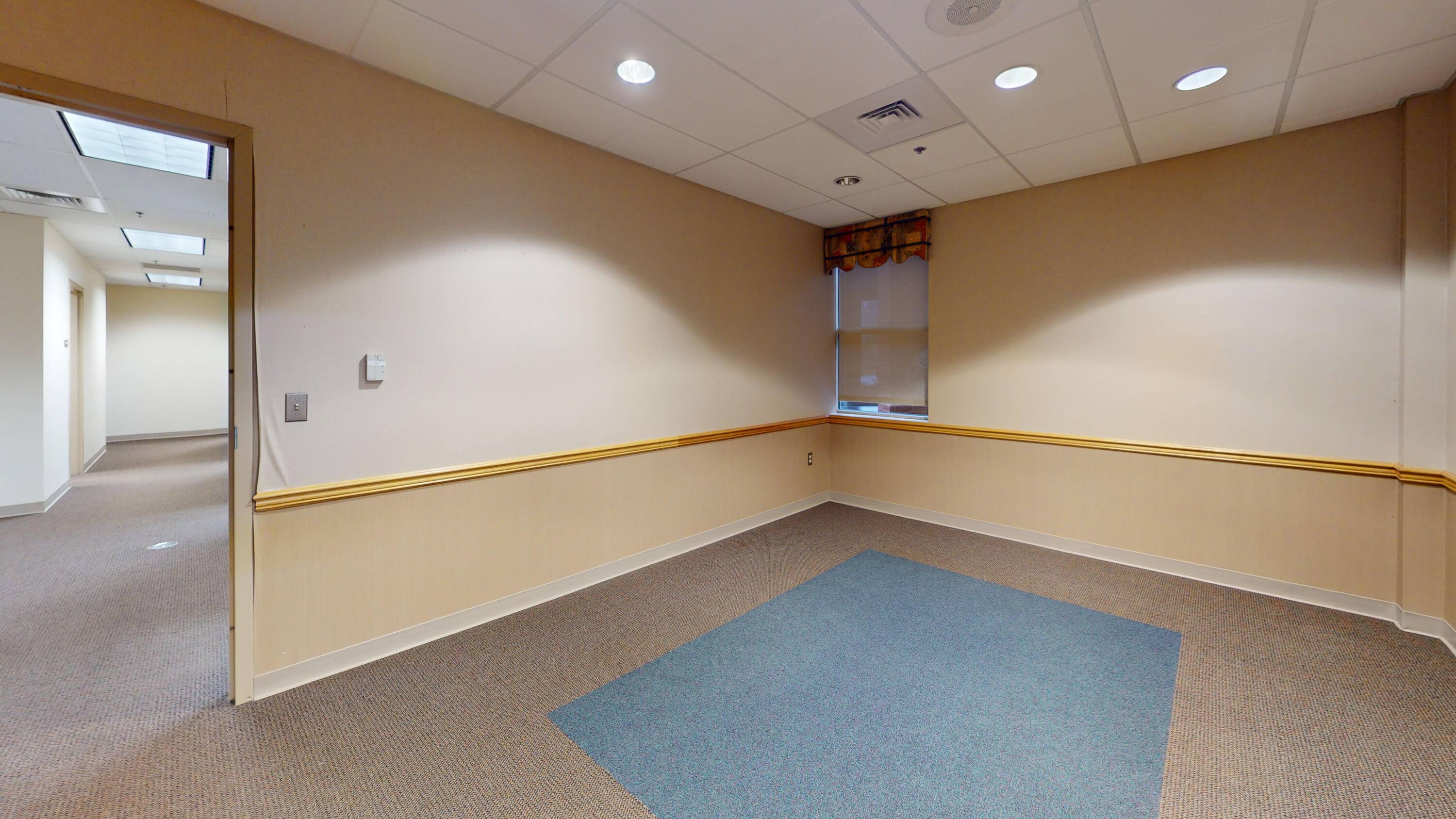 3183990