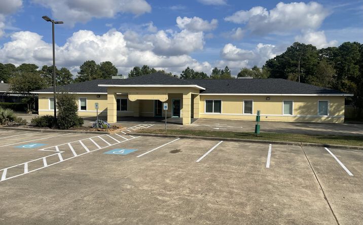 Pictures of Retail, Land, Special Purpose property located at 14500 John F Kennedy Blvd, Houston, TX 77032 for lease - image #1