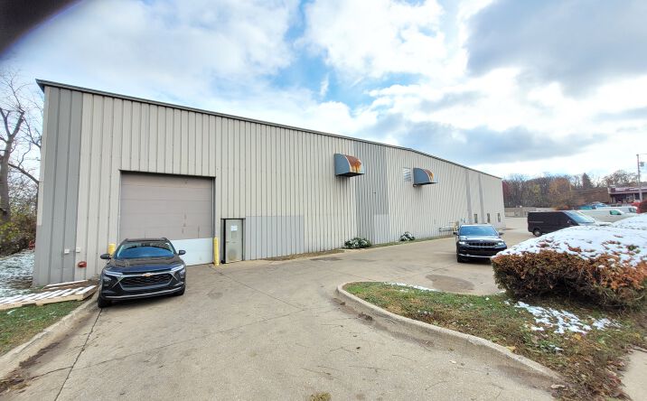 Pictures of Industrial property located at 1329 E Archwood Ave, Akron, OH 44306 for lease - image #1