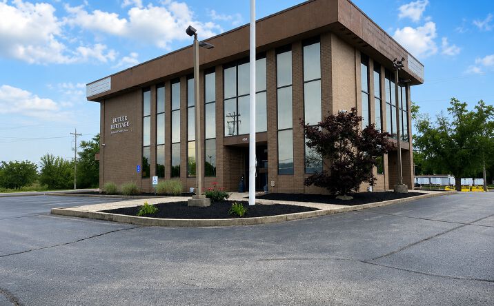 Pictures of Office property located at 660 N University Blvd, Middletown, OH 45042 for lease - image #1