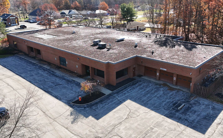 Pictures of Office property located at 7088 W 130th St, Middleburg Heights, OH 44130 for lease - image #1