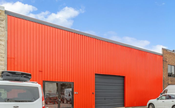 Pictures of Industrial property located at 1517 Central Ave NE, Minneapolis, MN 55413 for lease - image #1