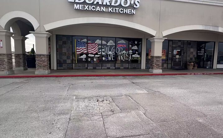 Pictures of Retail, Restaurant property located at 911 E NASA Pkwy, Houston, TX 77058 for lease - image #1
