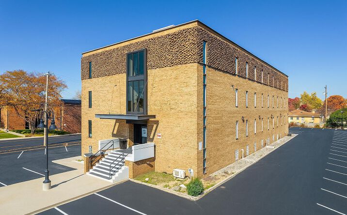 Pictures of Office property located at 1110 Morse Road #201, Columbus, OH 43229 for lease - image #1
