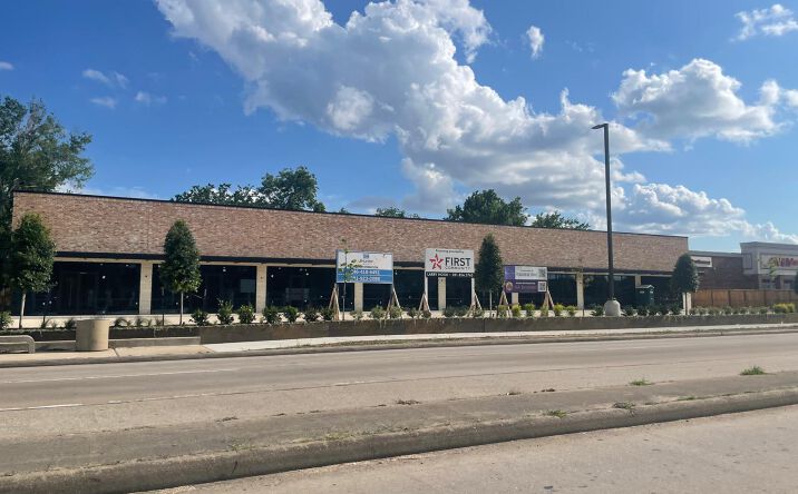 Pictures of Retail, Office, Restaurant property located at 9437 Hammerly Blvd, Houston, TX 77080 for lease - image #1