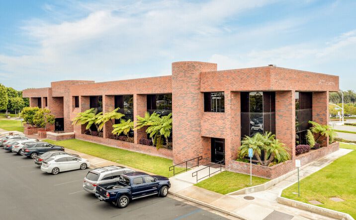 Pictures of Office property located at 17 Corporate Plaza Dr, Newport Beach, CA 92660 for lease - image #1