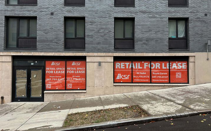 Pictures of Retail property located at 373 E 183rd St, Bronx, NY 10458 for lease - image #1