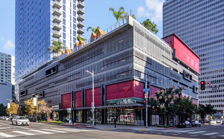 Pictures of Retail, Restaurant property located at 1120 S Grand Ave, Los Angeles, CA 90015 for lease - image #1