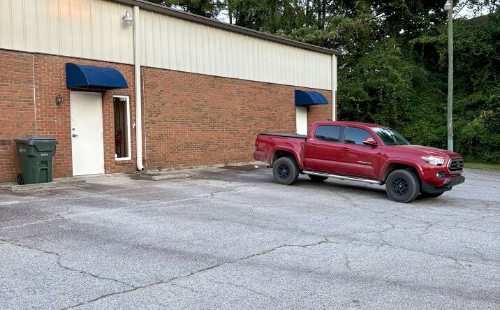 Pictures of Office, Industrial property located at 8125 Industrial Way NE, Covington, GA 30014 for lease - image #1
