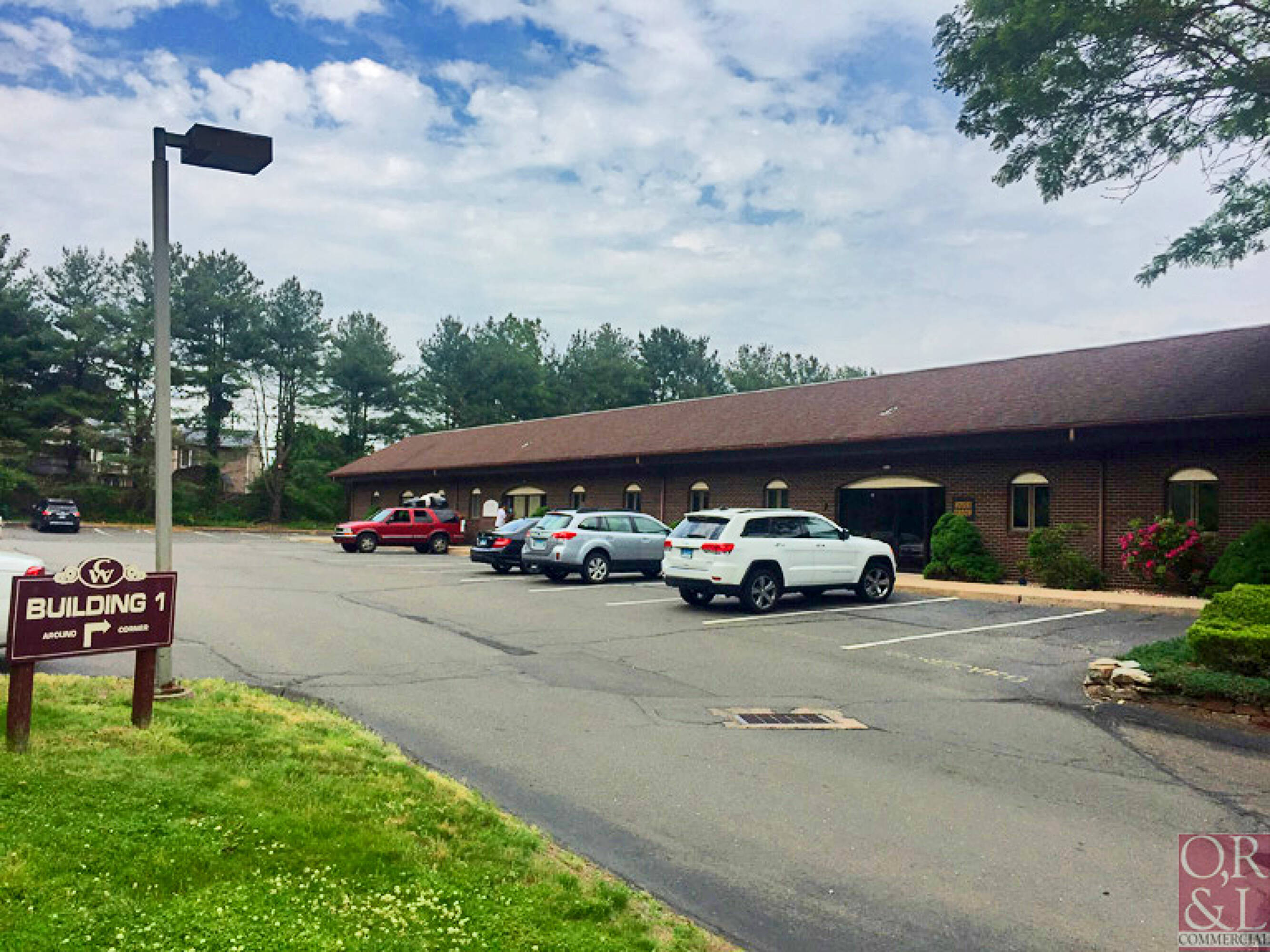 160 West St, Cromwell, CT 06416