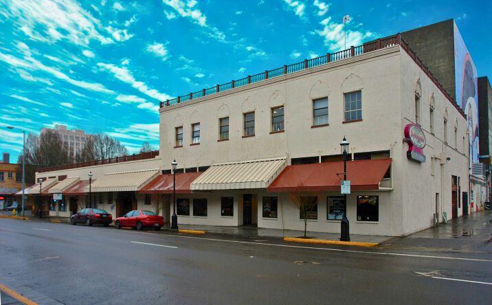 Pictures of Office property located at 525-545 Ferry St SE, Salem, OR 97301 for lease - image #1