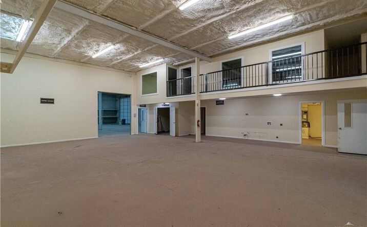 Pictures of Retail, Industrial, Office property located at 7804 W US Highway Business 83 Street, Mission, TX 78572 for lease - image #1