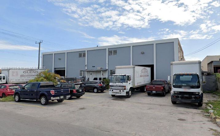Pictures of Industrial property located at 8000 NW 56th St, Doral, FL 33166 for lease - image #1