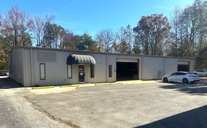 Pictures of Industrial property located at 520 Shull Rd NE, Hartselle, AL 35640 for lease - image #1