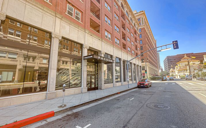 Pictures of Retail property located at 1026 S Broadway, Los Angeles, CA 90015 for lease - image #1