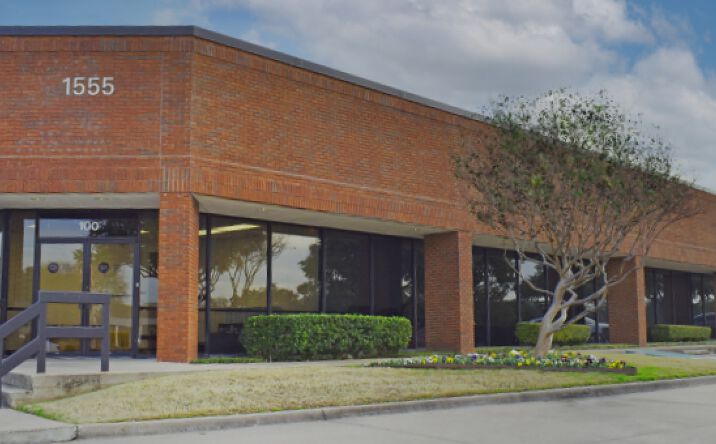 Pictures of Office, Industrial property located at 1555 Valwood Pkwy, Carrollton, TX 75006 for lease - image #1