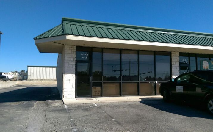 Pictures of Retail, Restaurant property located at 13740 W State Hwy 29, Liberty Hill, TX 78642 for lease - image #1