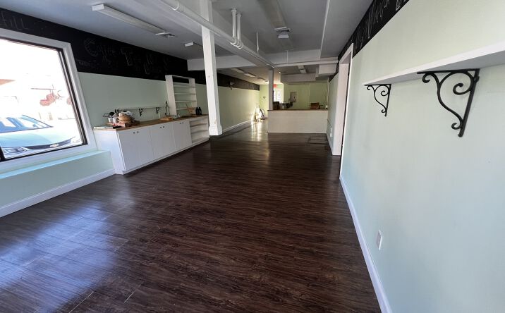 Pictures of Retail property located at 794 Main St, Poughkeepsie, NY 12603 for lease - image #1