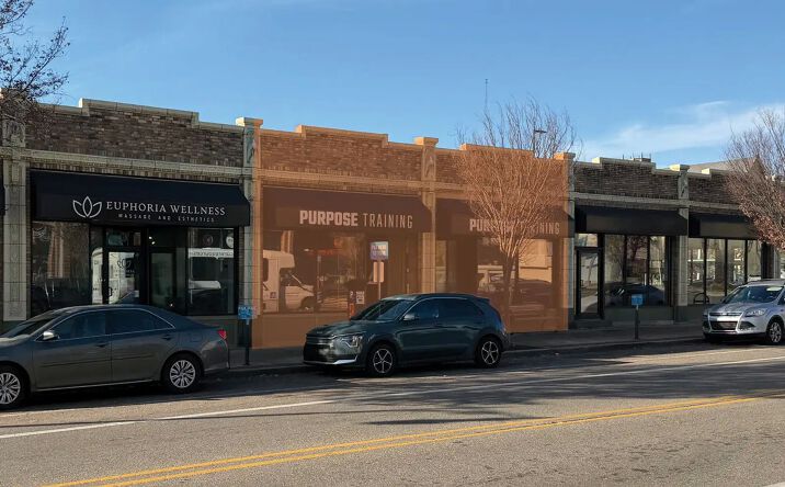 Pictures of Retail property located at 150 Fulton St E, Grand Rapids, MI 49503 for lease - image #1