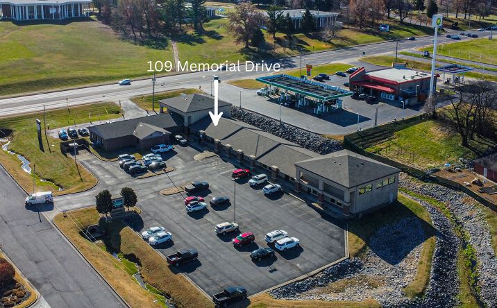 Pictures of Office, Retail property located at 109 Memorial Dr, Paducah, KY 42001 for lease - image #1