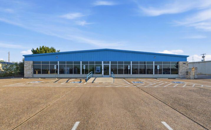 Pictures of Retail property located at 4980 S Loop 340, Robinson, TX 76706 for lease - image #1