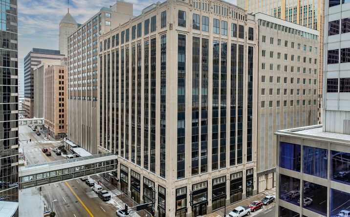 Pictures of Retail, Office property located at 608 2nd Ave S, Minneapolis, MN 55402 for lease - image #1