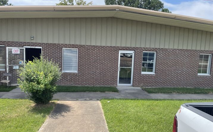 Pictures of Industrial property located at 112 Riley Dr, Jackson, MS 39209 for lease - image #1