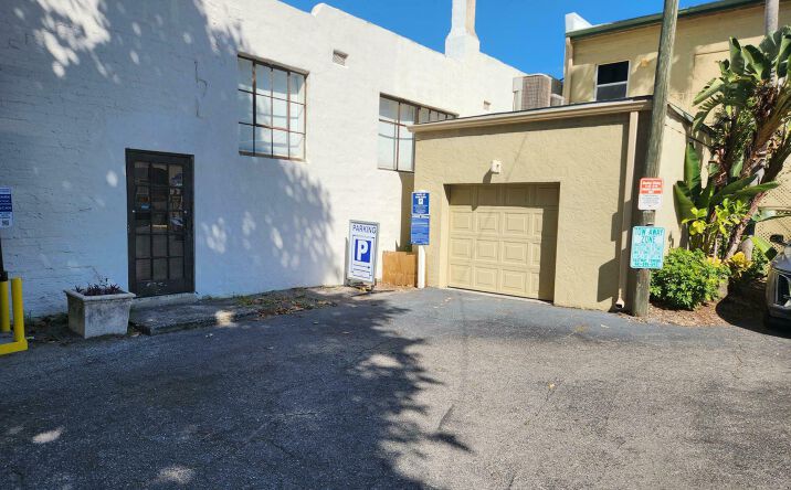 Pictures of Special Purpose property located at 534 S Pineapple Ave, Sarasota, FL 34236 for lease - image #1