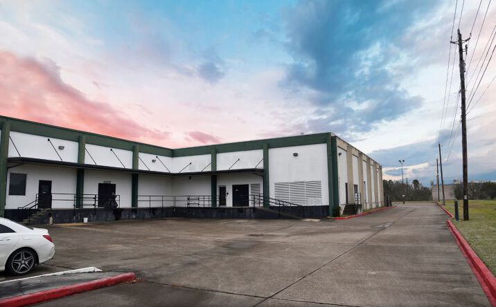 Pictures of Industrial property located at 900 Gemini St, Houston, TX 77058 for lease - image #1
