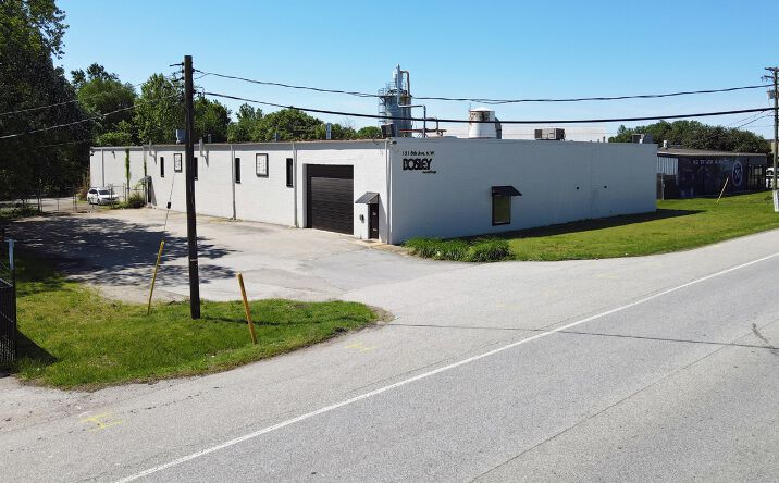 Pictures of Industrial property located at 151 8th Ave NW, Glen Burnie, MD 21061 for lease - image #1