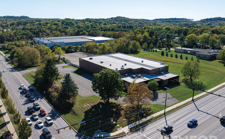 Pictures of Industrial property located at 1214 Freedom Rd, Cranberry Twp, PA 16066 for lease - image #1