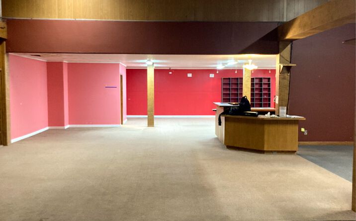 Pictures of Retail, Restaurant property located at 400 E Main St, Pullman, WA 99163 for lease - image #1