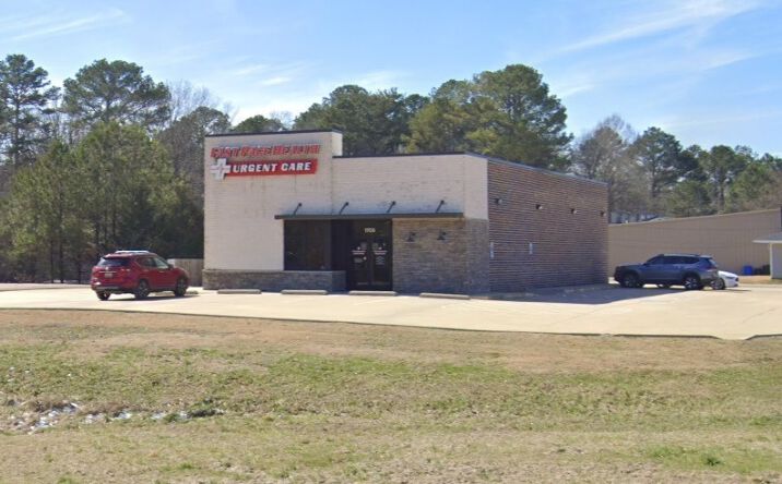 Pictures of Retail, Office property located at 1709 W Quitman St, Iuka, MS 38852 for lease - image #1